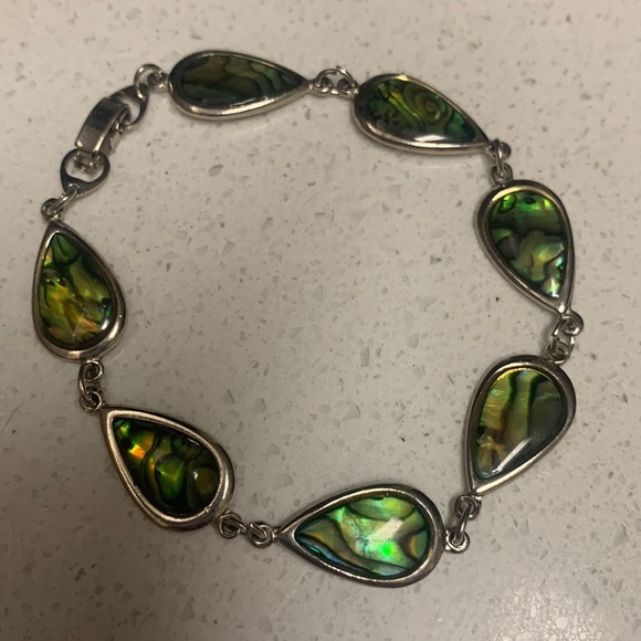 Womens Abolone Shell Bracelet - Picture 1 of 6